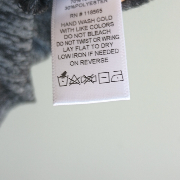 Embroidered Feather - Picture 5 of 6